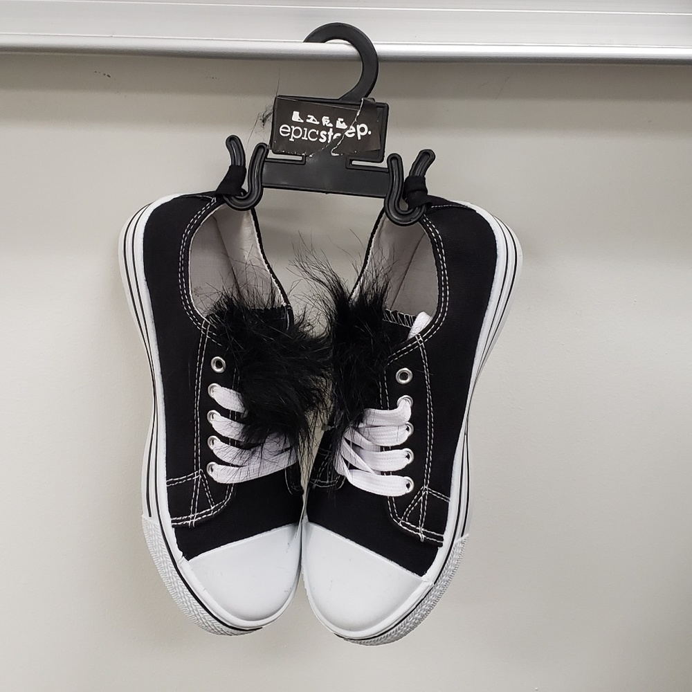 Black Canvas Sneaker for Girls with Faux Fur - new